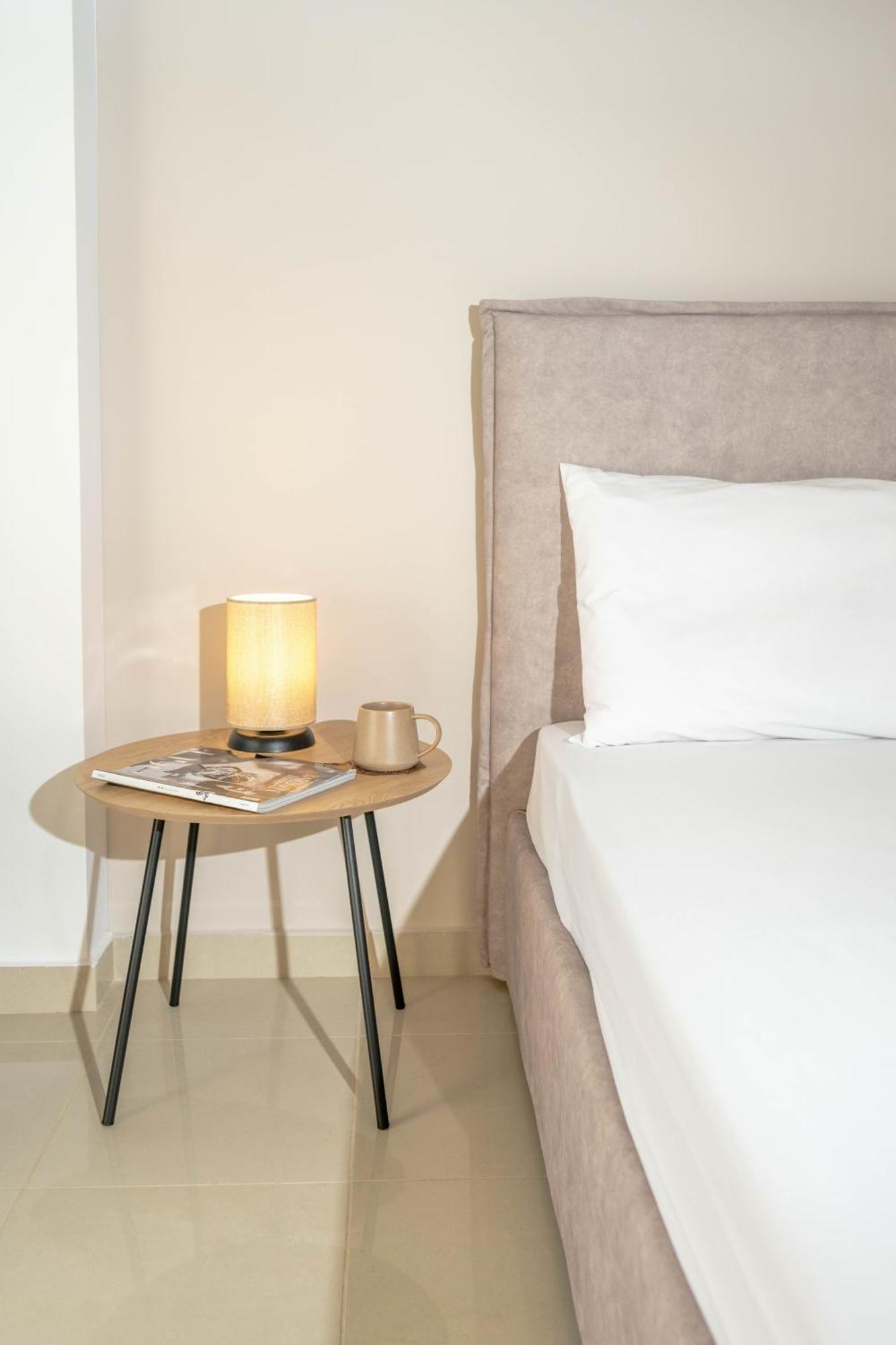 Downtown Comfy Studio Corinth Luaran gambar